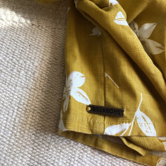 Billabong Crop Wrap Top M - Picture 5 of 5